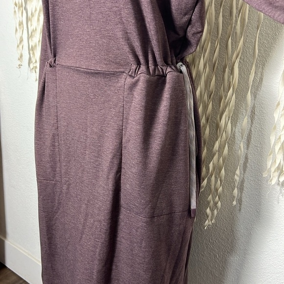 Title Nine Maroon French Terry Athleisure Dress Size Large - Picture 4 of 11